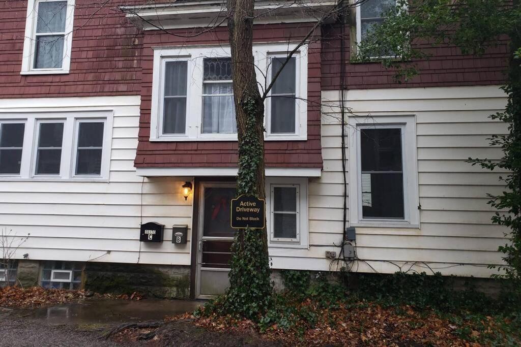 Large Bakery Apartment - Central Downtown Location Fredonia Exterior photo