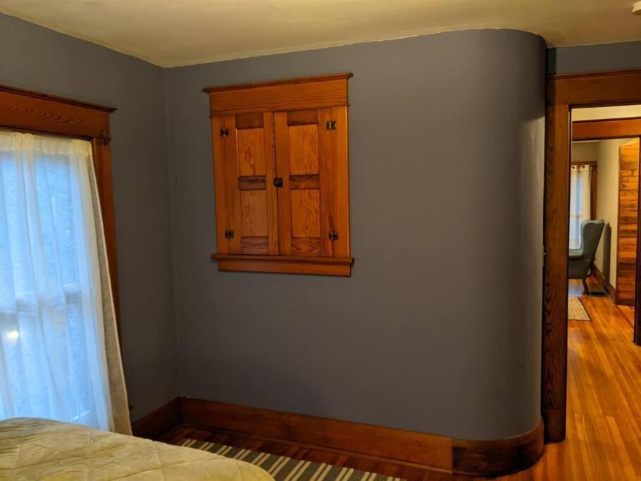 Large Bakery Apartment - Central Downtown Location Fredonia Exterior photo